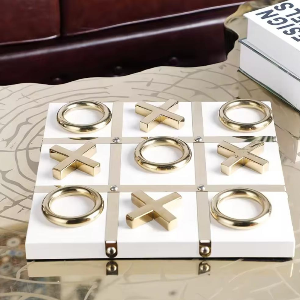Luxuary Tic Tac board table decor