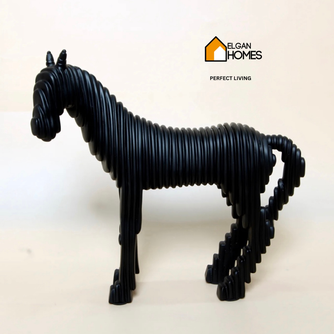 Resin Zigzag Horse Sculpture – Modern Artistic Elegance